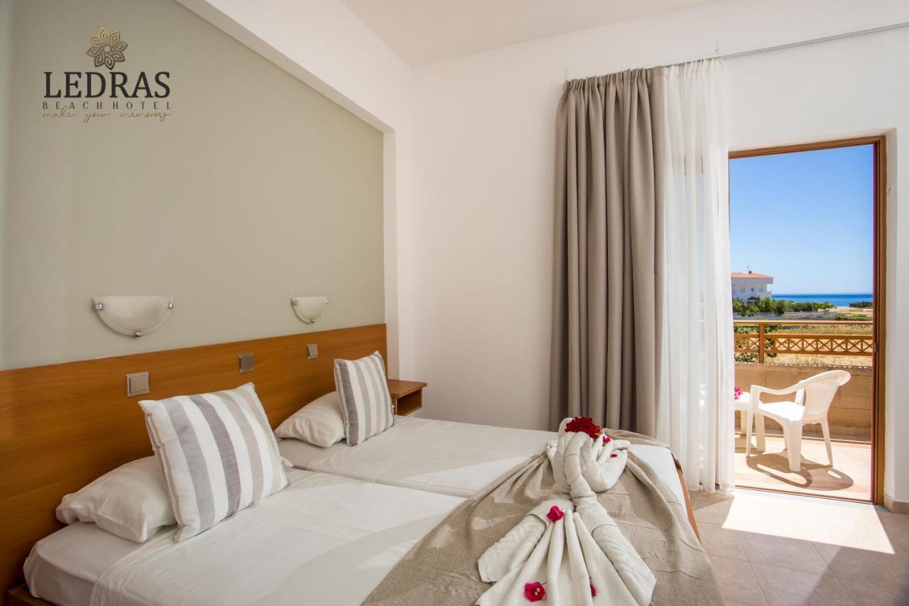 Hotel Ledras غينادي المظهر الخارجي الصورة