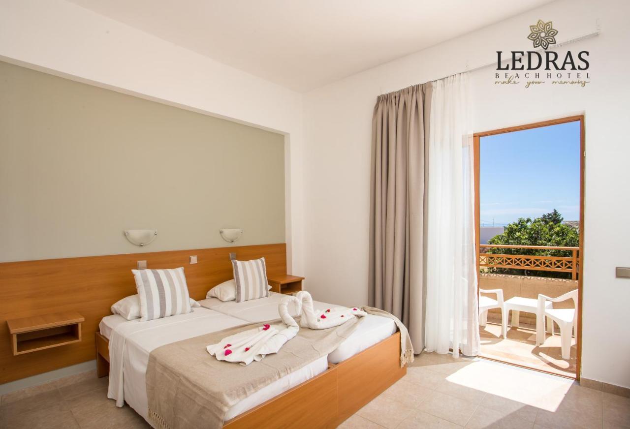 Hotel Ledras غينادي المظهر الخارجي الصورة